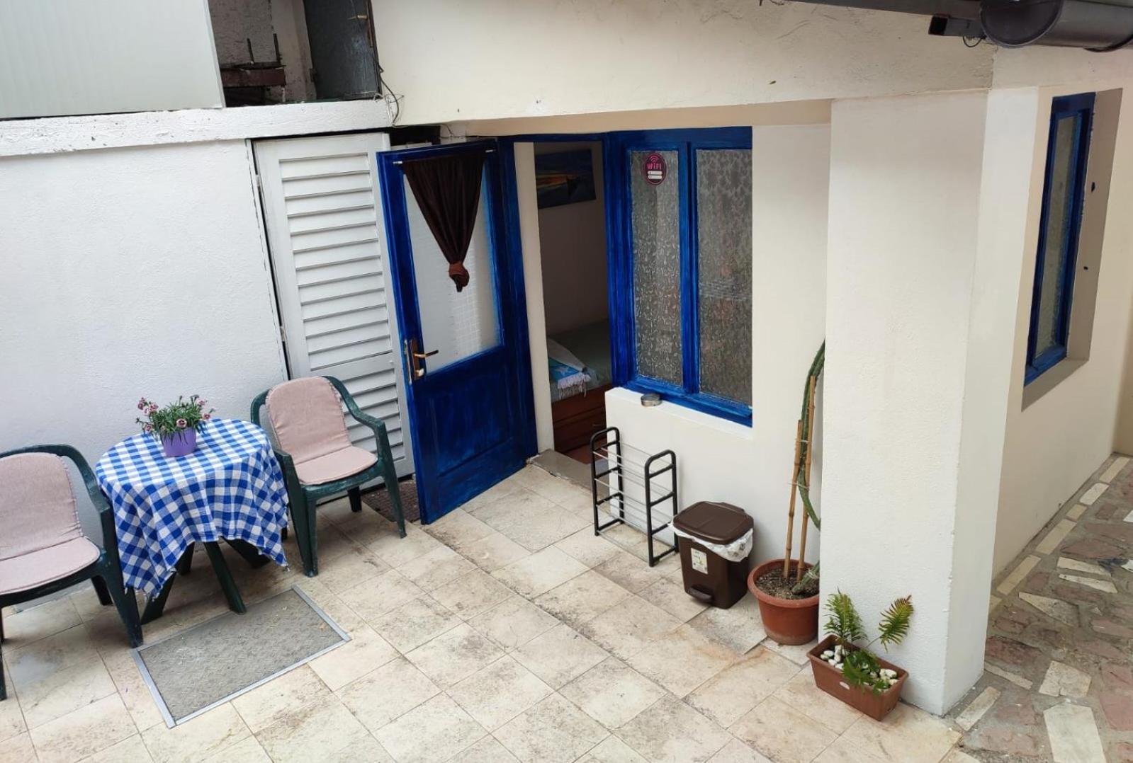 Bay Mola Home Котор Екстериор снимка