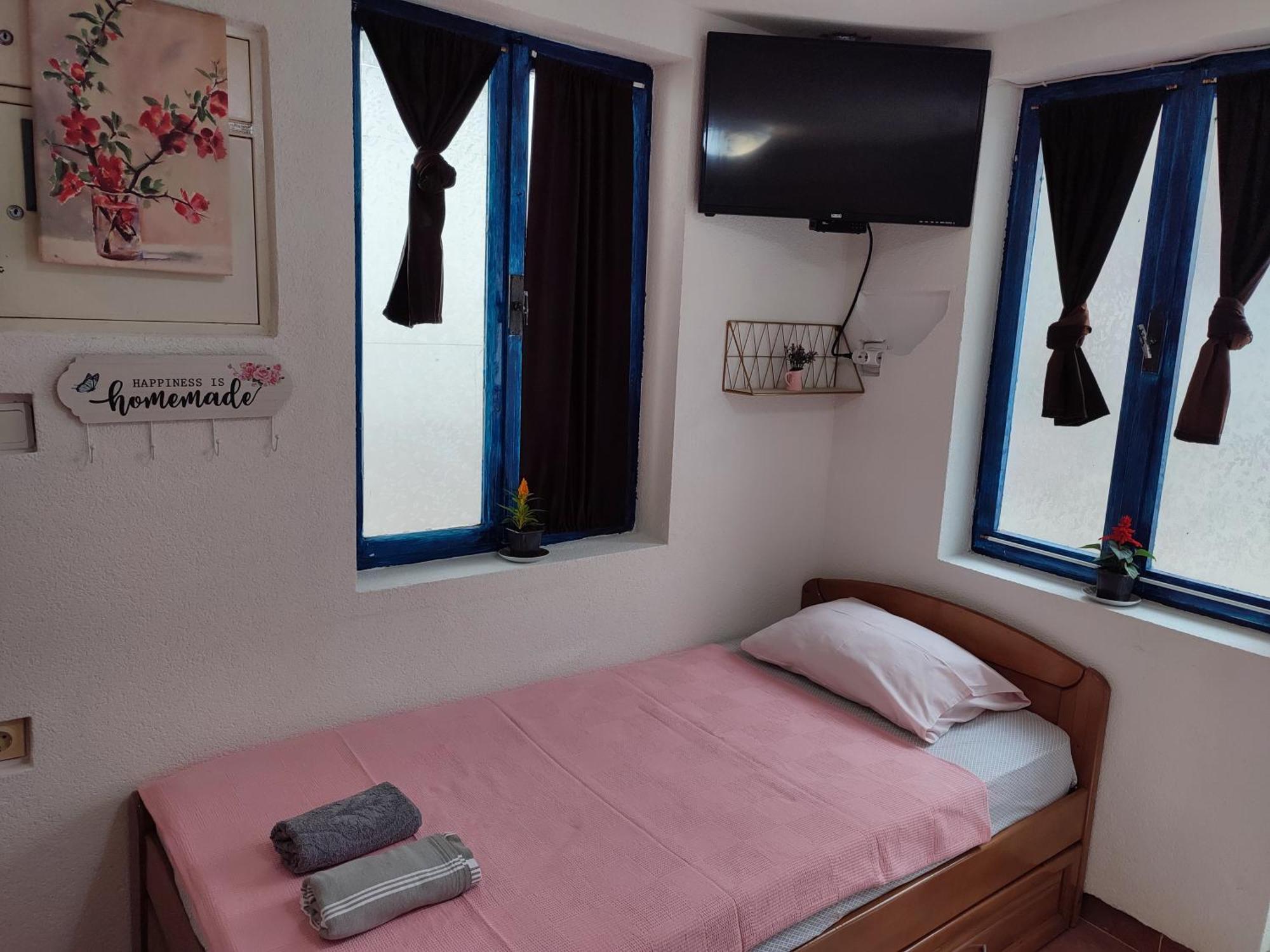 Bay Mola Home Котор Екстериор снимка